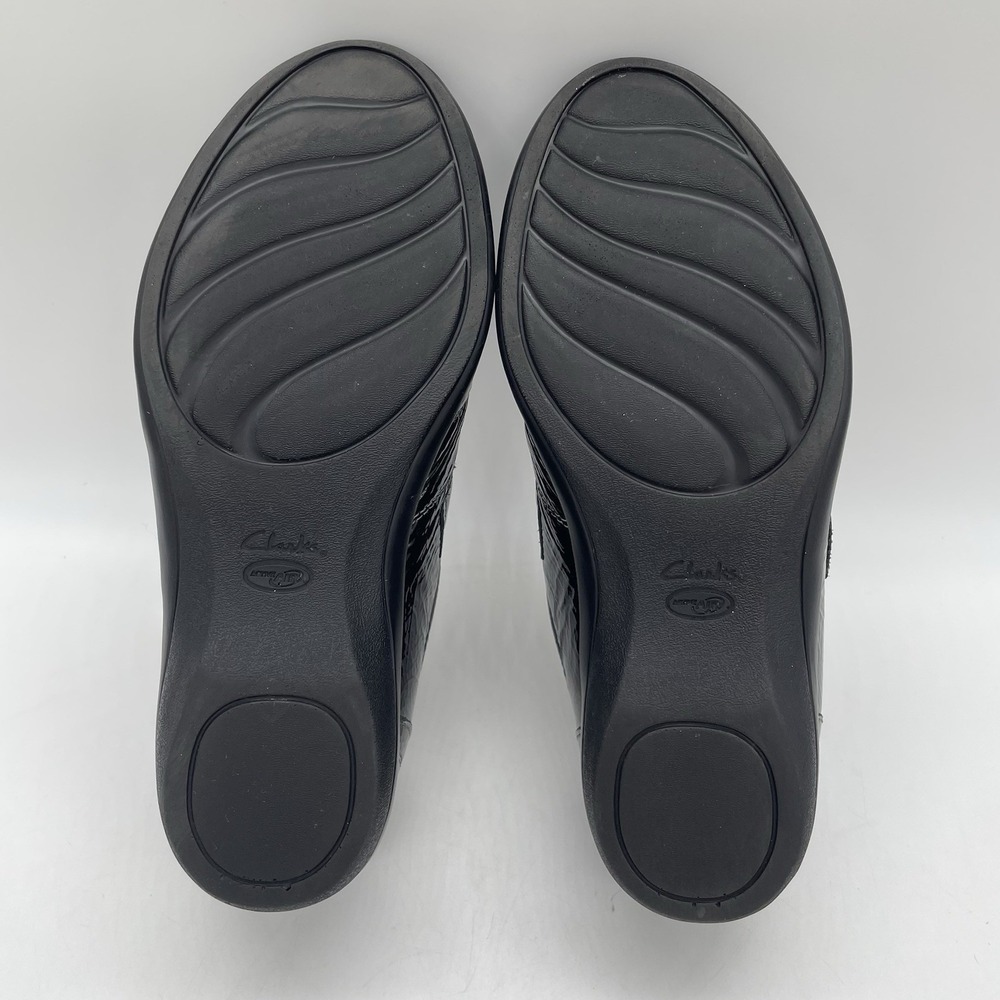 Clarks Everyday Womens 9W Shoes Black Patent Leather Comfort 83394 Hook & Loop - Picture 7 of 12